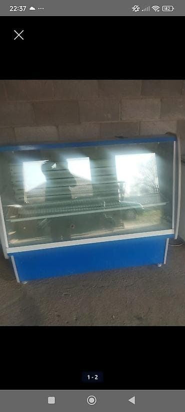 холодильный стол: Для молочных продуктов — 2