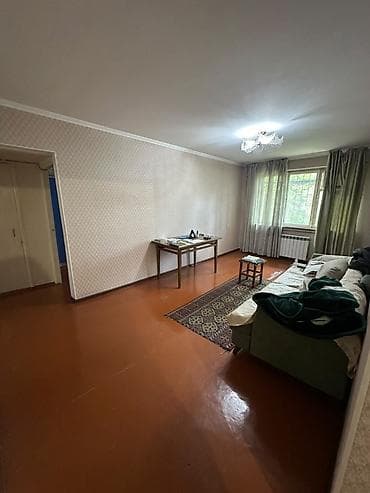 3 комнаты, 58 м², 104 серия, 1 этаж, Старый ремонт