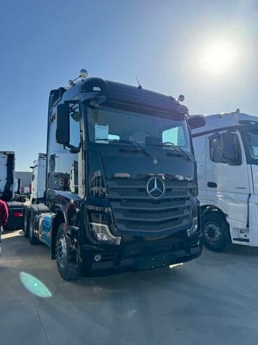 c 220: Тягач, Mercedes-Benz, 2023 г. — 2