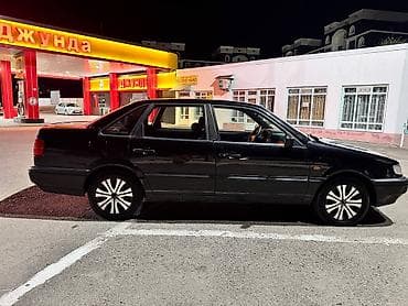 Унаа сатуу: Volkswagen Passat: 1994 г., Седан — 10