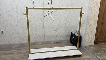 Напольная вешалка-стойка для одежды на колесиках - Конструкция