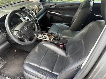 Транспорт: Toyota Camry: 2012 г., 0.2 л, Автомат, Гибрид, Седан — 4