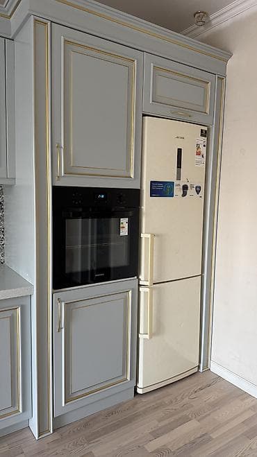 шкафы для кухни б у: Кухонный гарнитур, Б/у, цвет - Голубой, МДФ, Самовывоз — 2