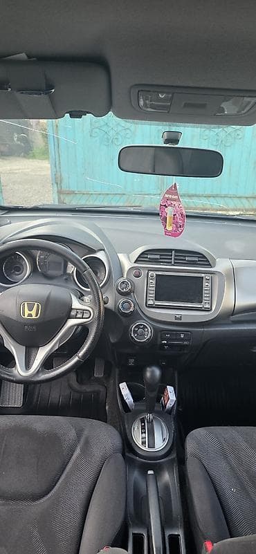 Продажа авто: Honda Fit: 2010 г., 1.5 л, Автомат, Бензин, Хэтчбэк — 10