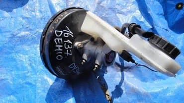 чехол на демио: Мазда демио 1997г-2007г есть все! крышка бензонасоса. крышка от — 3