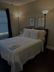 арендовать квартиру на сутки: 1 комната, Душевая кабина, Постельное белье, Кондиционер — 1