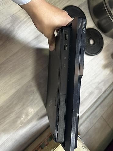 ps3 sony: Sony PlayStation 3 Slim (PS3) - Модель Slim с матовым корпусом — 2