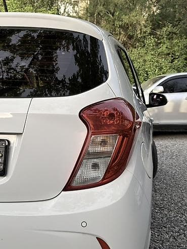 спарк 2019: Chevrolet Spark: 2019 г., 1 л, Автомат, Бензин, Хэтчбэк — 6