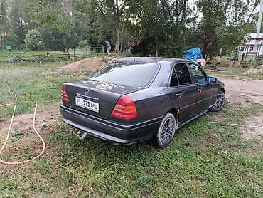 Продажа авто: Mercedes-Benz C-Class: 1994 г., 2.8 л, Механика, Бензин, Седан — 4