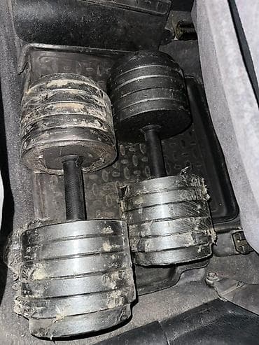 Набор разборных гантелей общим весом 60 кг. Удобный вариант для