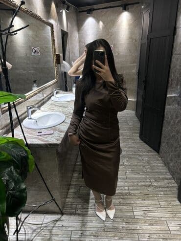 за отдельную плату: Повседневное платье, Атлас, Футляр, L — 1