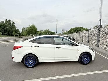 Продажа авто: Hyundai Solaris: 2015 г., 1.6 л, Автомат, Бензин, Седан — 7