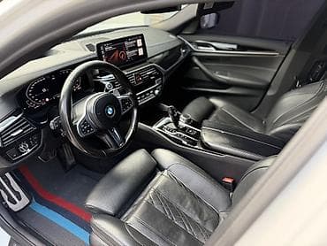 BMW 5 series: 2022 г., Гибрид, Седан — 9