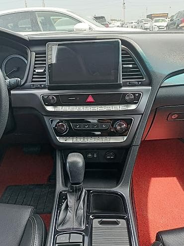 byd e2 2019: Hyundai Sonata: 2019 г., 2 л, Автомат, Бензин, Седан — 10