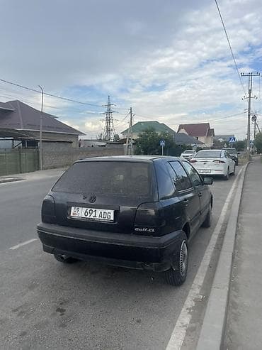 mini cuper: Volkswagen Golf: 1991 г., 1.8 л, Механика, Бензин, Хэтчбэк — 5