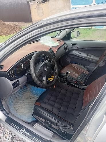 Nissan Almera: 2001 г., 1.8 л, Кол менен иштөөчү, Бензин, Седан