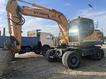 m max: Экскаватор, Hyundai, 2010 г., Колесный — 1