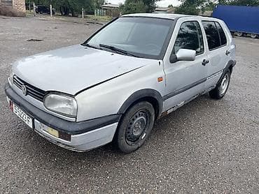Volkswagen: Volkswagen Golf: 1993 г., 1.8 л, Механика, Бензин — 2