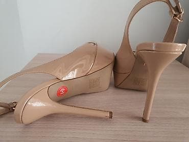 Женская обувь: Лаковые бежевые босоножки Mango, 36 размер, на платформе и шпильке — 6