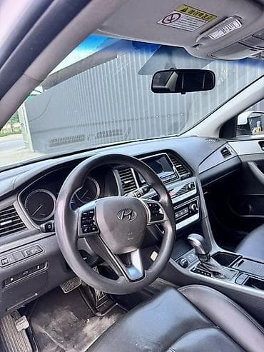 prius v: Hyundai Sonata: 2019 г., Автомат, Бензин, Седан — 3