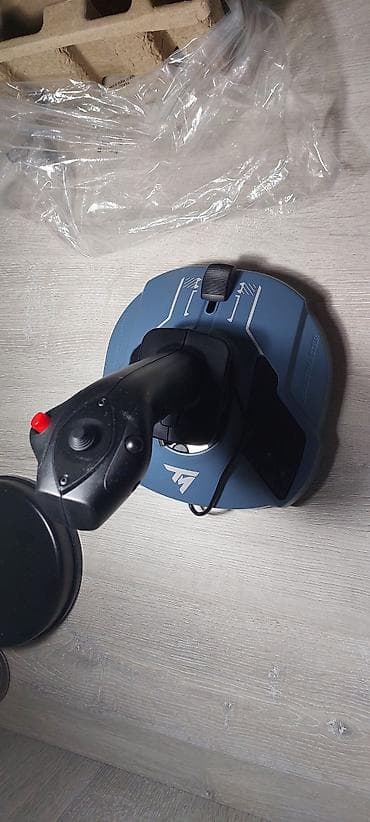 Thrustmaster TCA Officer Pack Airbus Edition — комплект управления