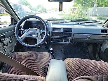 задний бампер виш: Nissan 100 NX: 1989 г., Механика, Дизель, Универсал — 5