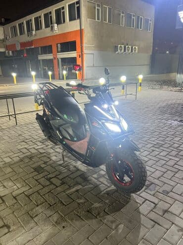 держатель для телефона на скутер: Скутер 150 куб. см, бензиновый - Агрессивный дизайн с высоким — 6