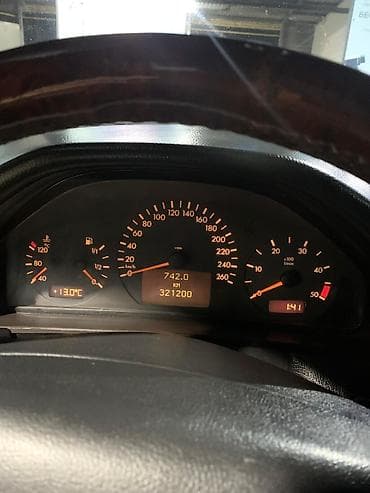 жабо w210: Mercedes-Benz E-Class: 2000 г., 2.2 л, Механика, Дизель, Седан — 10