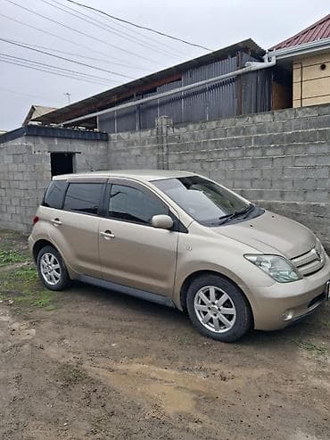 тайота ист фары: Toyota Ist: 2003 г., 1.3 л, Автомат, Бензин, Хэтчбэк — 4