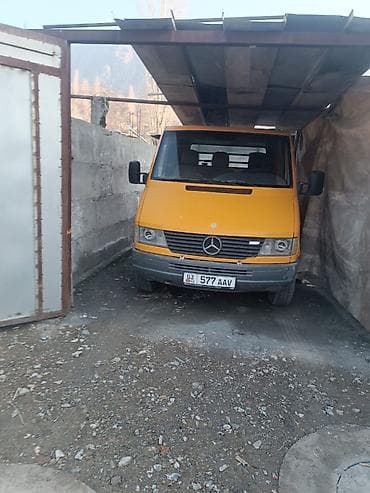 Транспорт: Жеңил жүк ташуучу унаа, Mercedes-Benz, Дубль, Колдонулган — 5