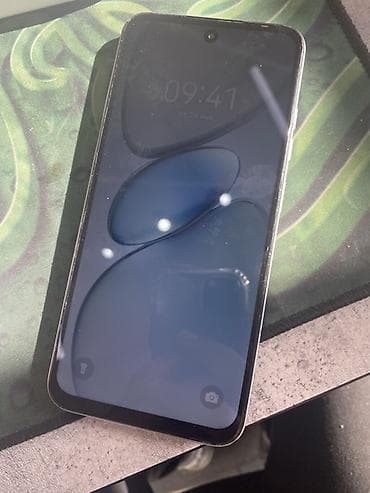 машинка моно: Tecno Spark Go, 128 ГБ, цвет - Белый — 2
