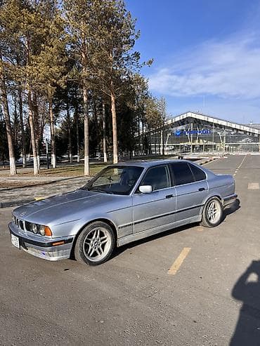1 mz: BMW 5 series: 1993 г., 2.5 л, Механика, Бензин, Седан — 2