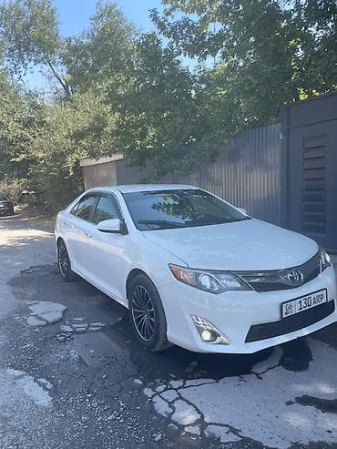 м 20: Toyota Camry: 2012 г., 2.5 л, Автомат, Бензин, Седан — 2