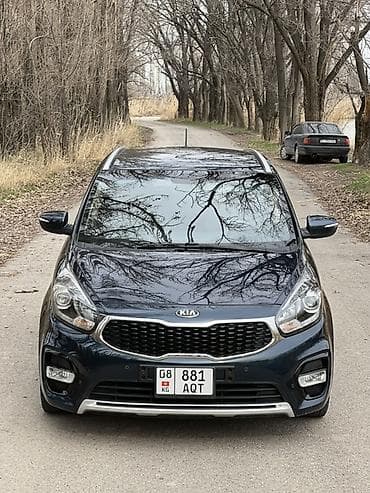 авто кж: Kia Carens: 2017 г., 2 л, Автомат, Газ, Минивэн — 2