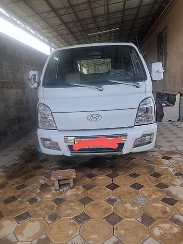Жеңил жүк ташуучу унаа, Hyundai, Стандарт, 3 т, Колдонулган — 1