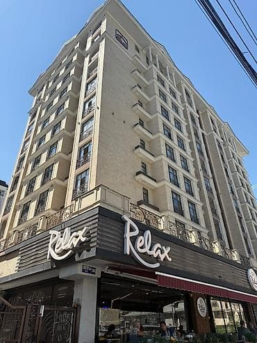 8 мкр: 4 комнаты, 130 м², Элитка, 5 этаж, Дизайнерский ремонт — 1