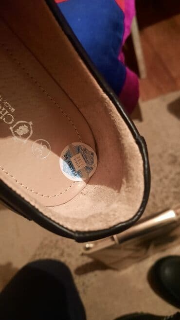 кожанные туфли: Кожанные школьные туфли подросковые 36 го размера новые на липучке — 6