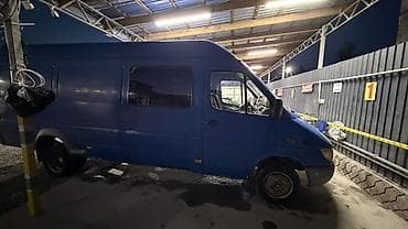 лобовое на спринтер: Легкий грузовик, Mercedes-Benz, Стандарт, 3 т, Б/у — 4