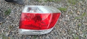 мост редуктор: Задний правый стоп-сигнал Toyota — 2