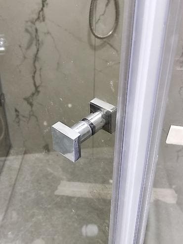 элитные душевые кабины: Душевая кабина Прямоугольная, Размер: 1 x 1 см, Высота поддона: 2000 см,Покрытие: Прозрачный — 5