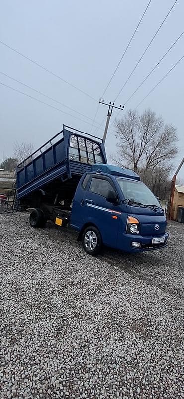 type s: Заказать Хендай портер, Вывоз строй мусора, C грузчиком — 1