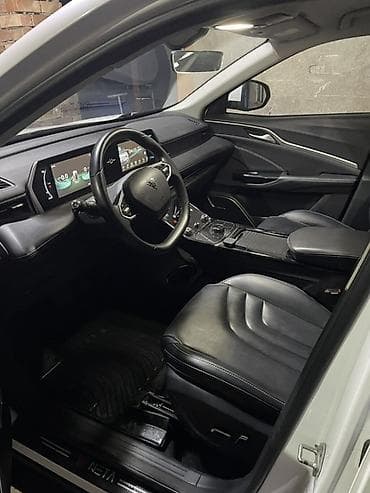 Weltmeister: Weltmeister EX6 Plus, 2022 г., 120000 км — 7