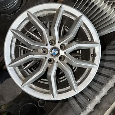 Литые Диски R 19 BMW, отверстий - 5