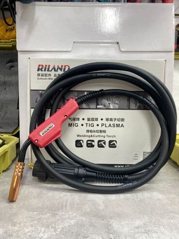 зарядник на шуруповерт: Новый, Самовывоз — 2