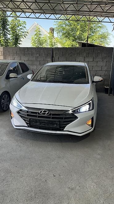 2 8: Hyundai Avante: 2018 г., 1.6 л, Автомат, Бензин, Седан — 1