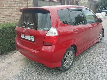 Honda Jazz: 2008 г., 1.5 л, Автомат, Бензин, Хэтчбэк — 2