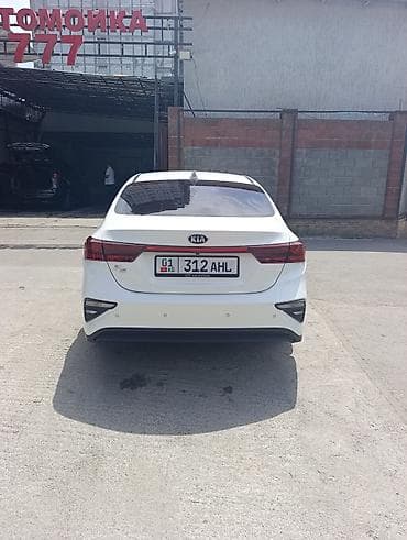 haval h3: Kia K3: 2020 г., Седан — 2
