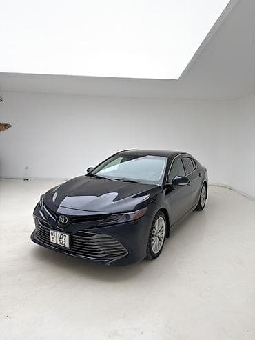 Toyota Camry: 2018 г., Автомат, Бензин, Седан at lalafo.kg Toyota Camry: 2018 г., Автомат, Бензин, Седан