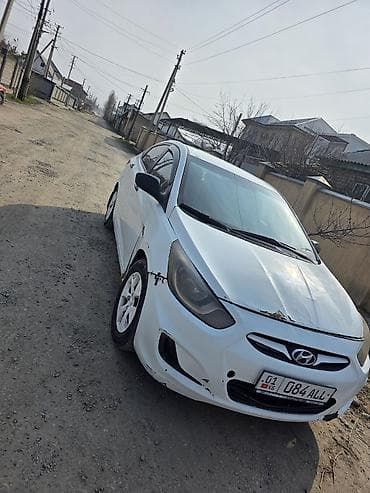 шины с диском: Hyundai Solaris: 2013 г., 1.6 л, Механика, Бензин, Седан — 1
