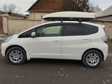 subaru outback 2013: Honda Fit: 2008 г., 1.3 л, Автомат, Бензин, Седан — 10